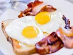 4 ویژگی مهم برای یک صبحانه سالم و انرژی بخش