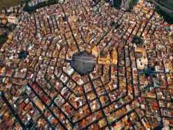 تصاویر؛ یکی از نادرترین و برجسته ترین نمونه های معماری عقل گرا؛ شهر شش ضلعی که از دل یک فاجعه متولد ش