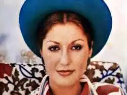 عکس| سفر در زمان؛ «گوگوش» در کنار همسر چهارمش مسعود کیمیایی؛ سال 1380