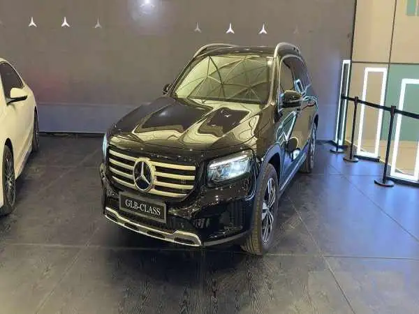 کاهش قیمت 5 میلیاردی مرسدس glb مدل 2025 در بازار