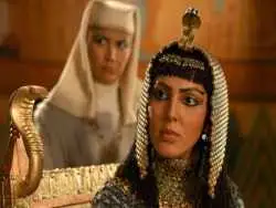 عکس| سفر زمان؛ چهرۀ «نفرتیتی، همسر فرعون» در 21 سالگی در نقش «همسر نمرود»