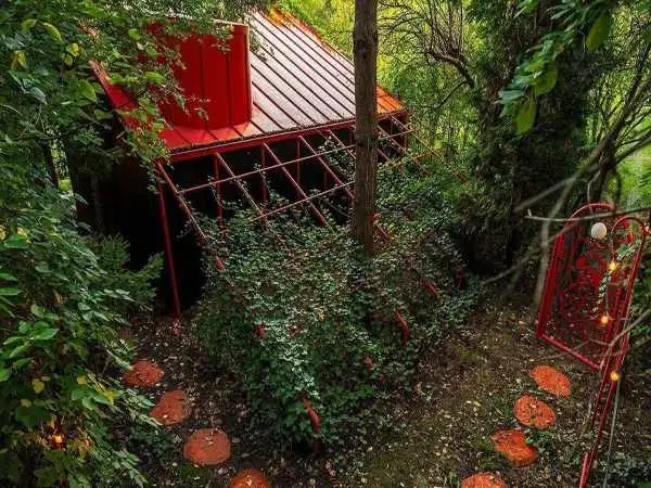 تصاویر؛ جادوی معماری؛ رنگ، چوب و فلز در قلب ورشو