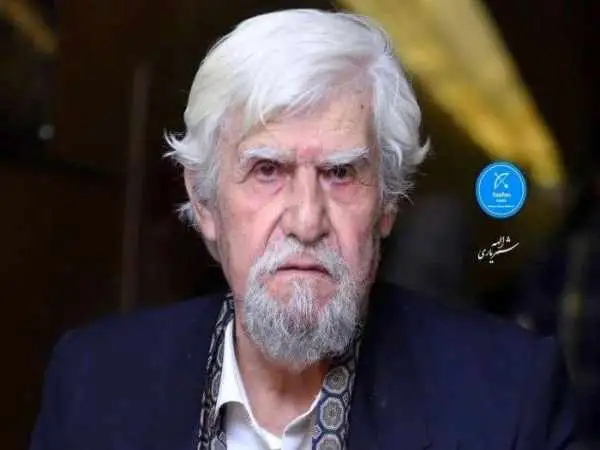 عکس| سفر به تاریخ؛ چهرۀ «عنایت بخشی» در 26 سالگی در سومین فیلمش