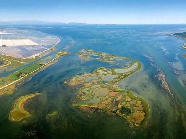 کشف یک دریاچه آب شیرین زیرزمینی 800000 ساله در یونان