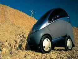 تصاویر| رنو زوم؛ خودرویی که 30 سال پیش برای یافتن جای پارک کوچک می شد! 