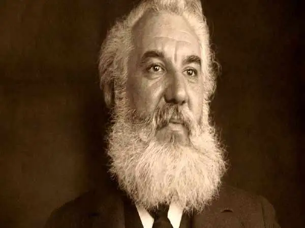 عکس| سفر در زمان؛ چهره «الکساندر گراهام بل» در سن 54 سالگی؛ سال 1279