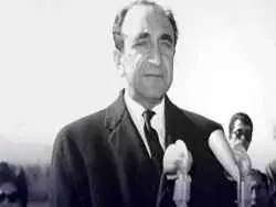 سفر در زمان؛ یادداشت های علم، شنبه 28 بهمن 1351: گاز ایران در سرخس به شوروی تحویل شود