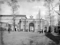 عکس؛ سفر در زمان؛ آتش در ساختمان مجلس شورای ملی 