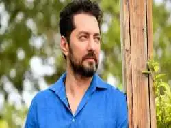 عکس جدید بهرام رادان در استرالیا؛ پرتره بازیگر در کنار «کانگورو»