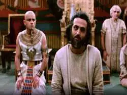 عکس| سفر در زمان؛ «سلحشور، آخناتون و یوزارسیف» در پشت صحنه سریال یوسف پیامبر؛ سال 85