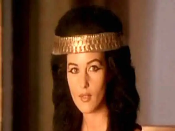 عکس| سفر زمان؛ چهرۀ «زلیخا» در سریال آمریکایی «یوسف» بعد از 30 سال در 79 سالگی