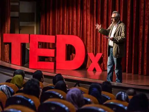 یک نقطه خاص در قلهک که زندگی در ایران را شکل پاریس می کرد