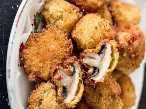 آشنایی با فواید قارچ سوخاری | پیش‌غذای محبوب برای پوست و سلامت