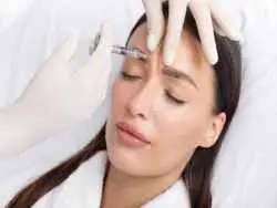بهترین کلینیک تزریق مزوژل پروفایلو در غرب تهران
